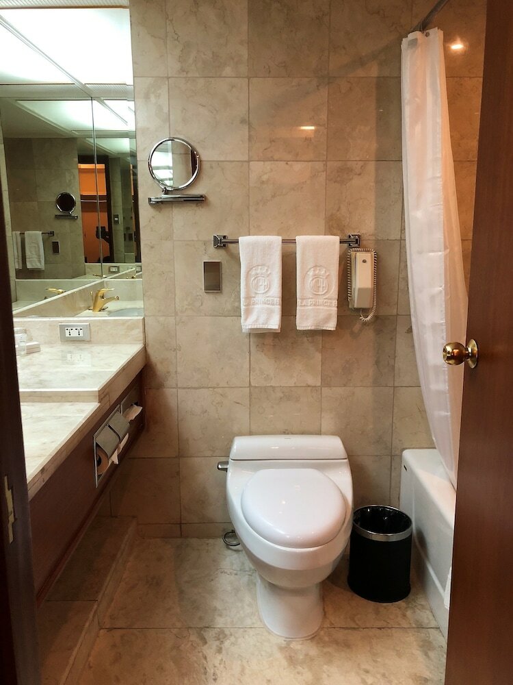 Фото Manila Prince Hotel