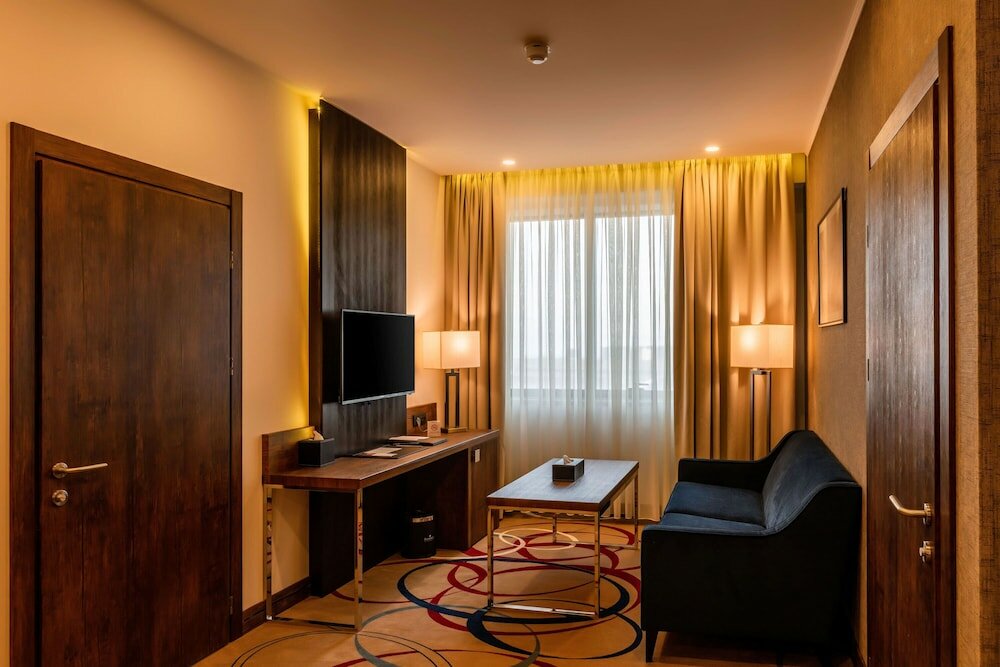 Фото Ramada Hotel & Suites by Wyndham Yerevan