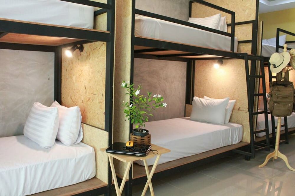 Hostel Eat n Sleep, Phuket Province, photo