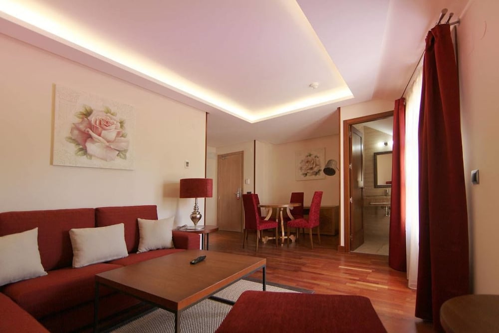 Фото Hotel Casa Consistorial