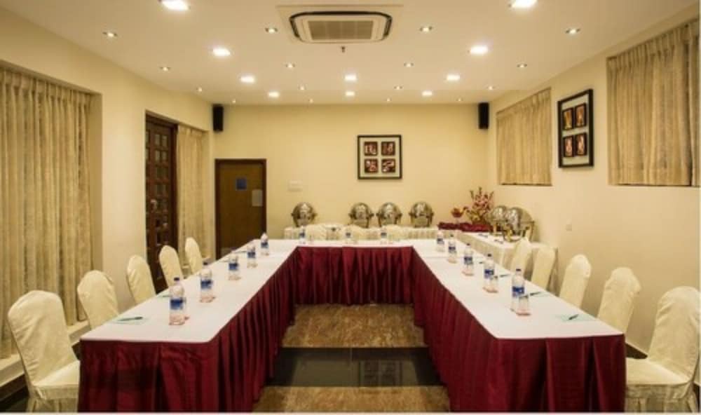 Фото Jc Residency Madurai