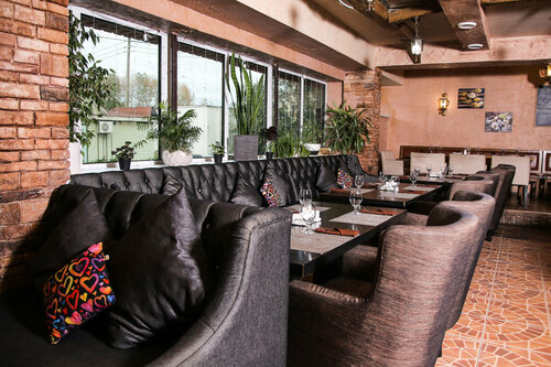 Өзбек және тәжік әйелдері бейнеленген порно видеолар