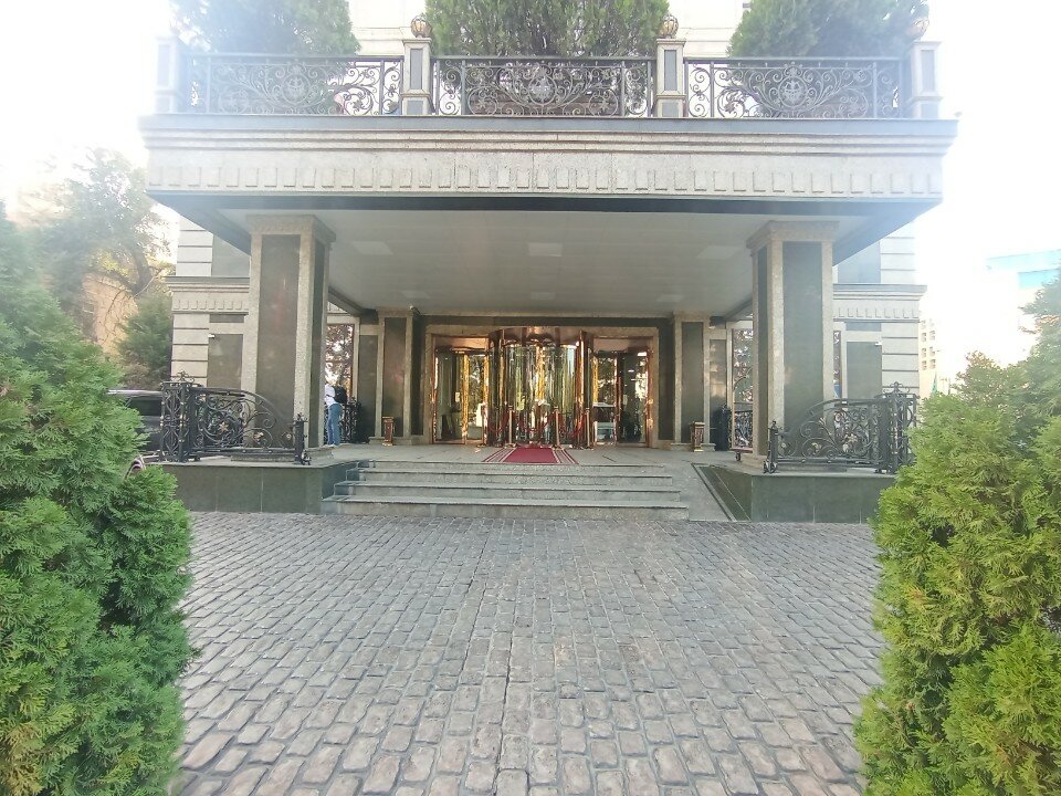 Фото The Plaza Hotel Bishkek