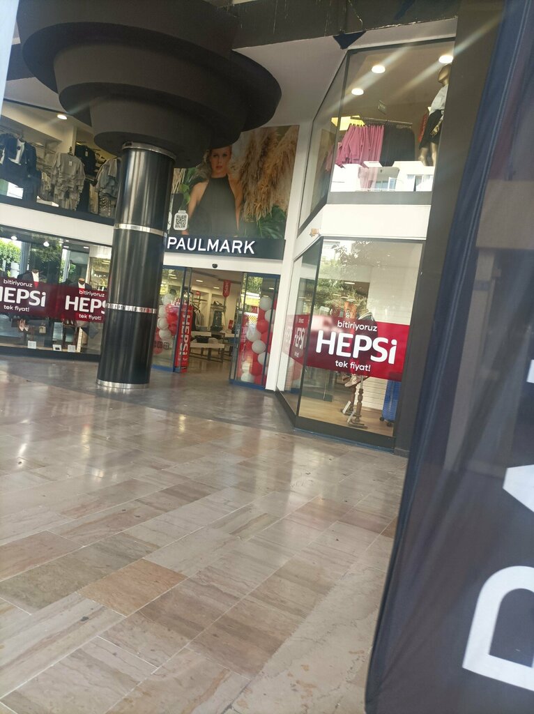 Clothing store Paulmark, Antalya, photo