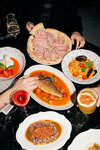 Monti (Sredniy Vasilyevskogo Ostrova Avenue, 83) ، مطعم