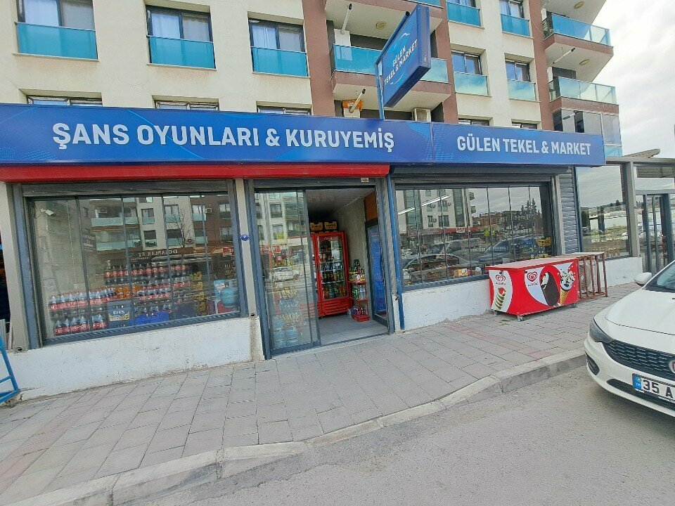 Alcoholic beverages Smiling Market & Liquor, Izmir, photo