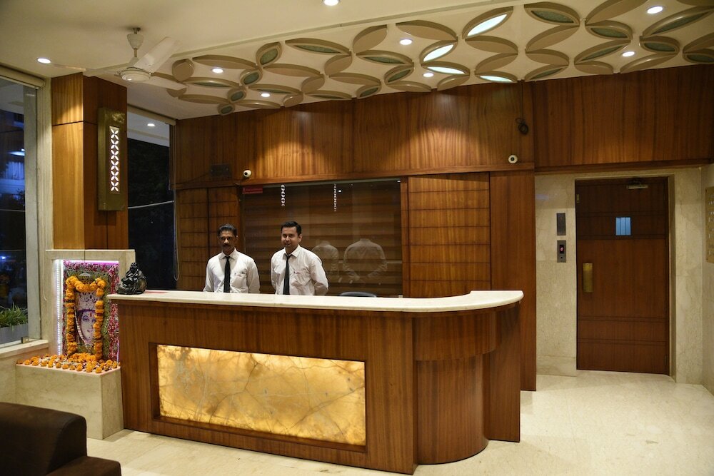 Фото отеля 2