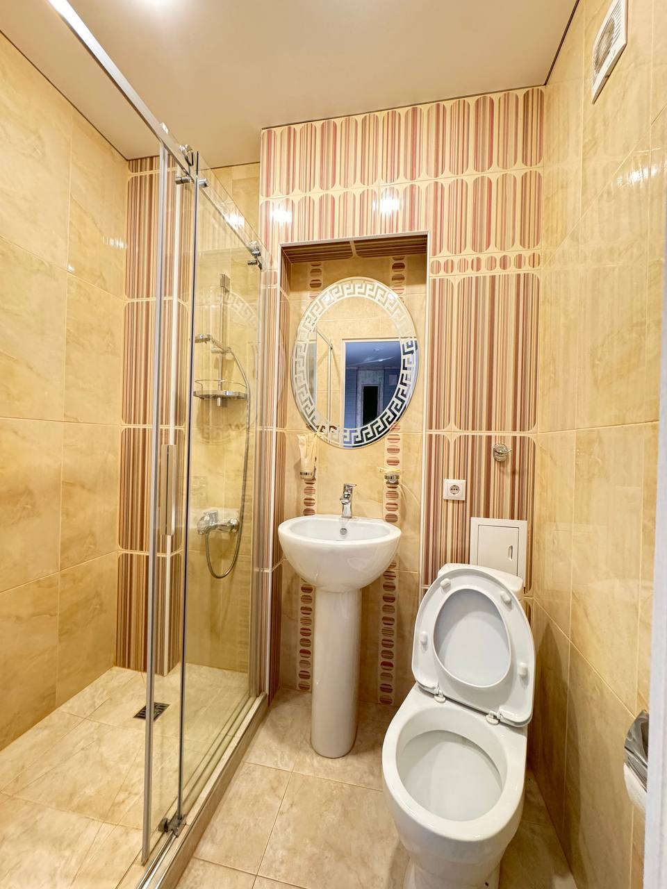 Фото Атмосфера