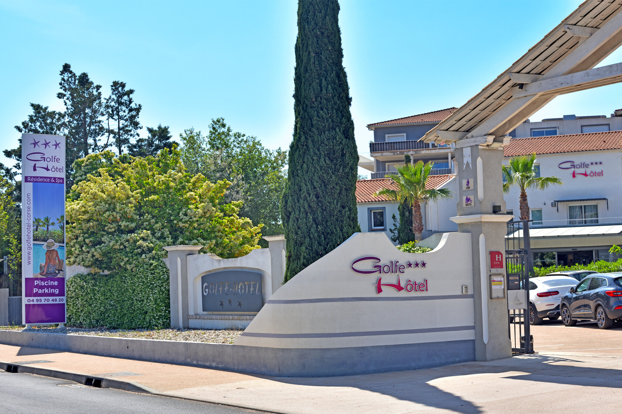 Фото отеля 2