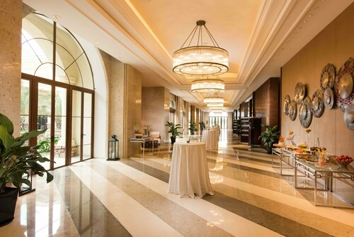 Гостиница DoubleTree Resort by Hilton Hainan Chengmai