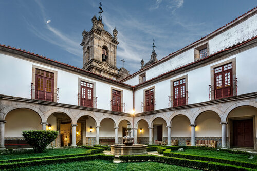 Гостиница Pousada Mosteiro de Guimarães - Monument Hotel в Гимарайнше