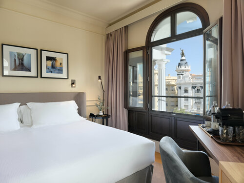 Гостиница H10 Palacio Colomera в Кордове