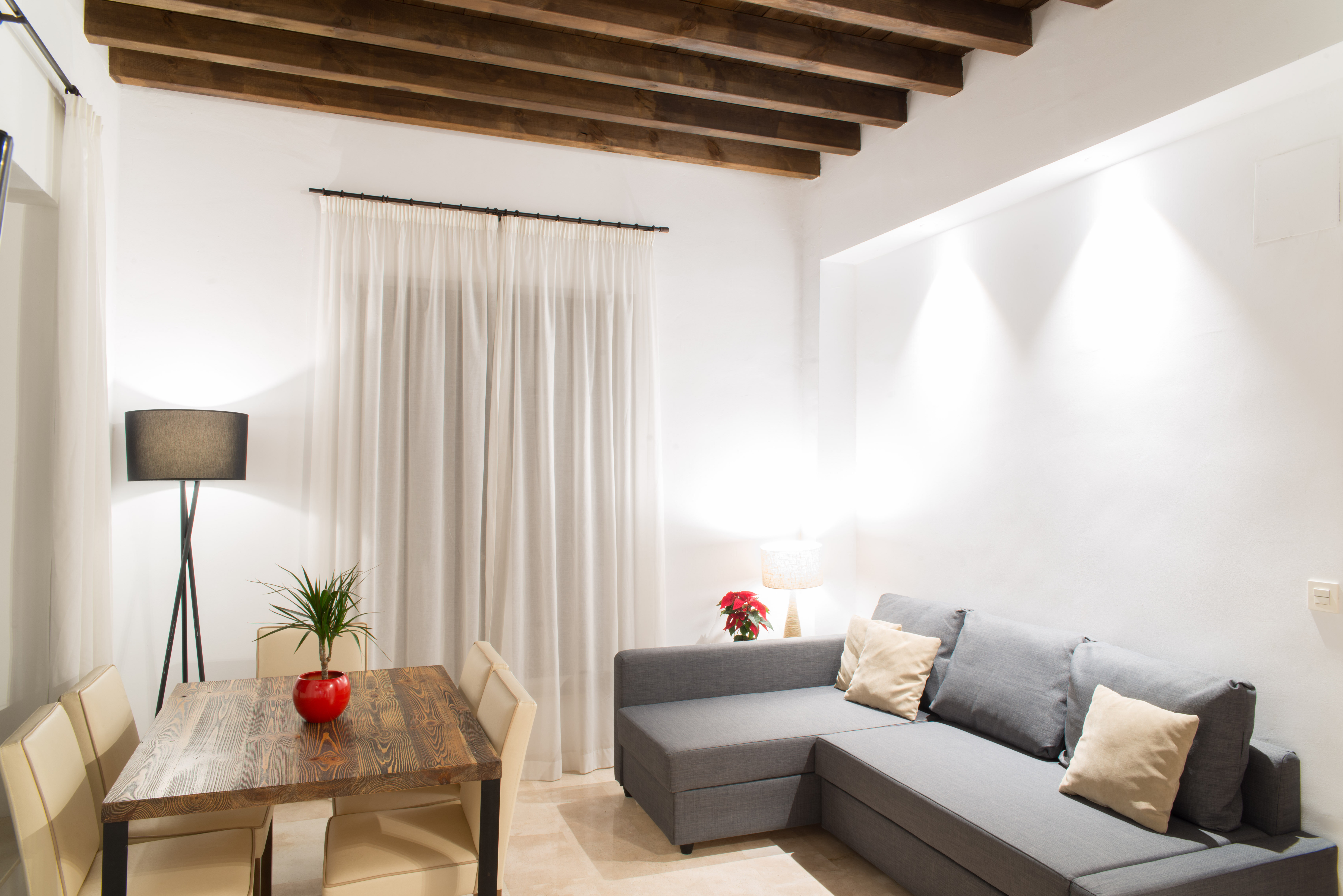 Фото Apartamentos Campo del Príncipe