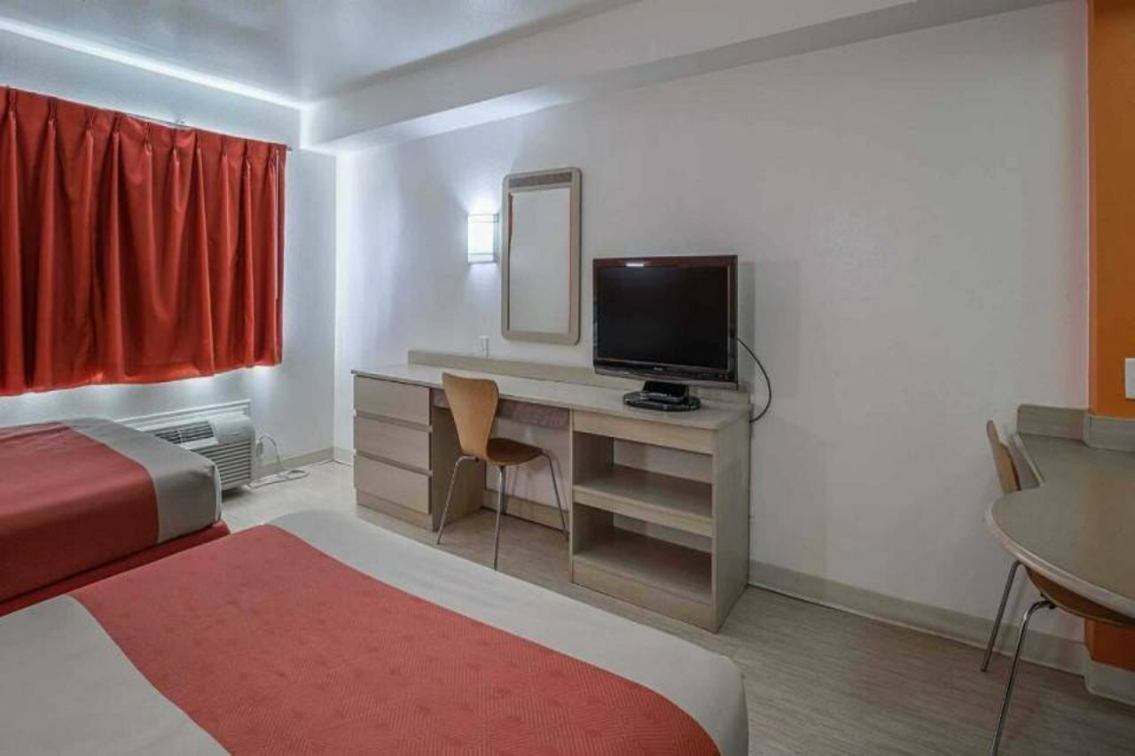 Фото Motel 6 Pasadena, Tx