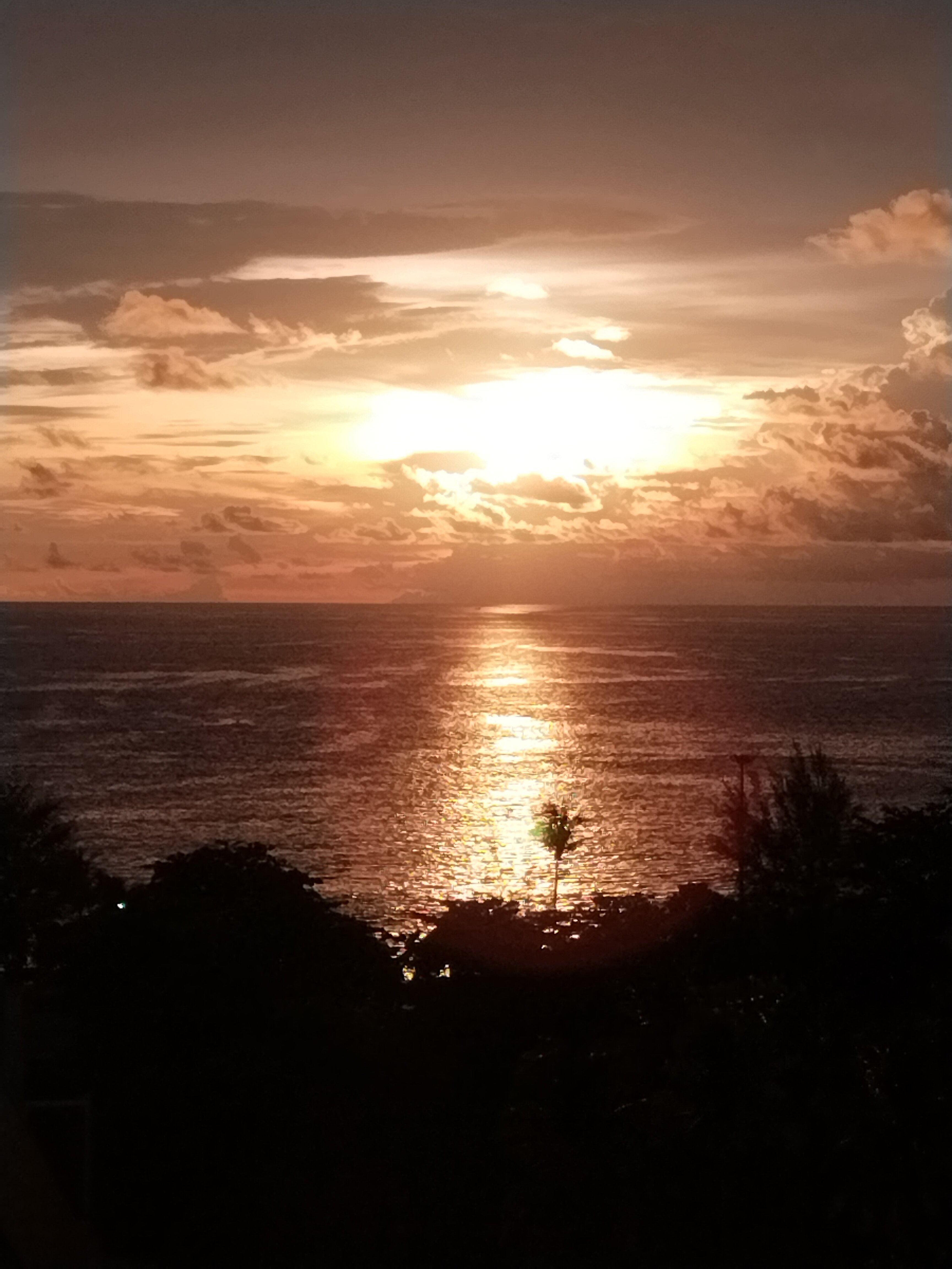 Фото Andaman Beach Suites Hotel