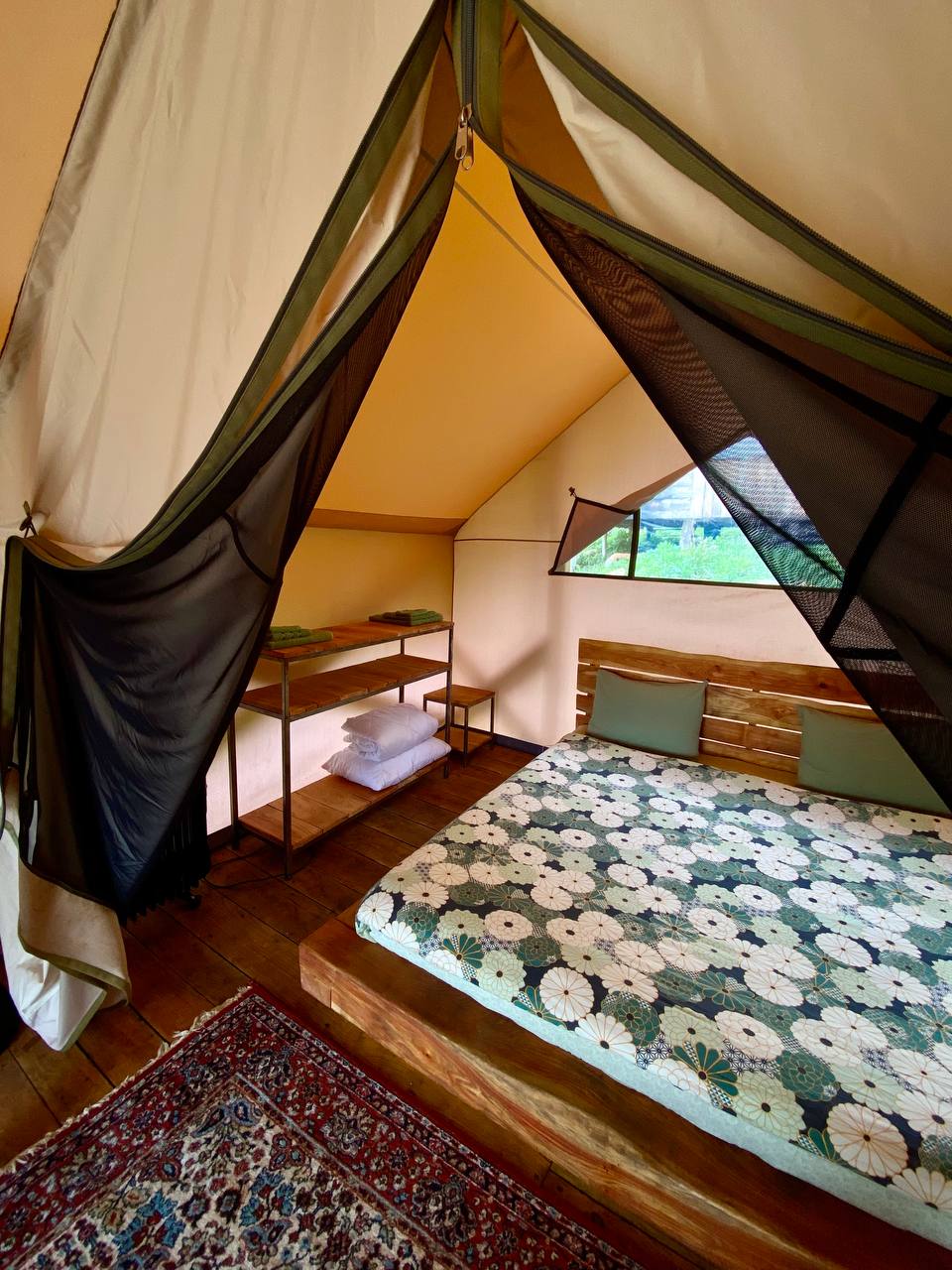 Фото Лагонаки Глэмп