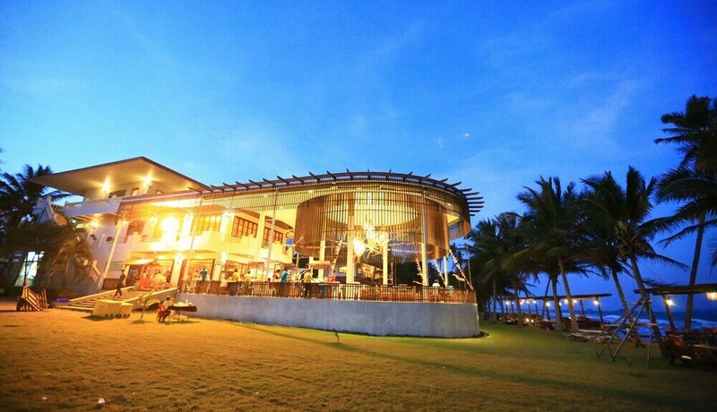 Гостиница Bansaithong Beach Resort