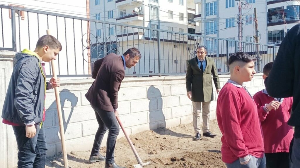 School Hurriyet Middle School, Igdir, photo