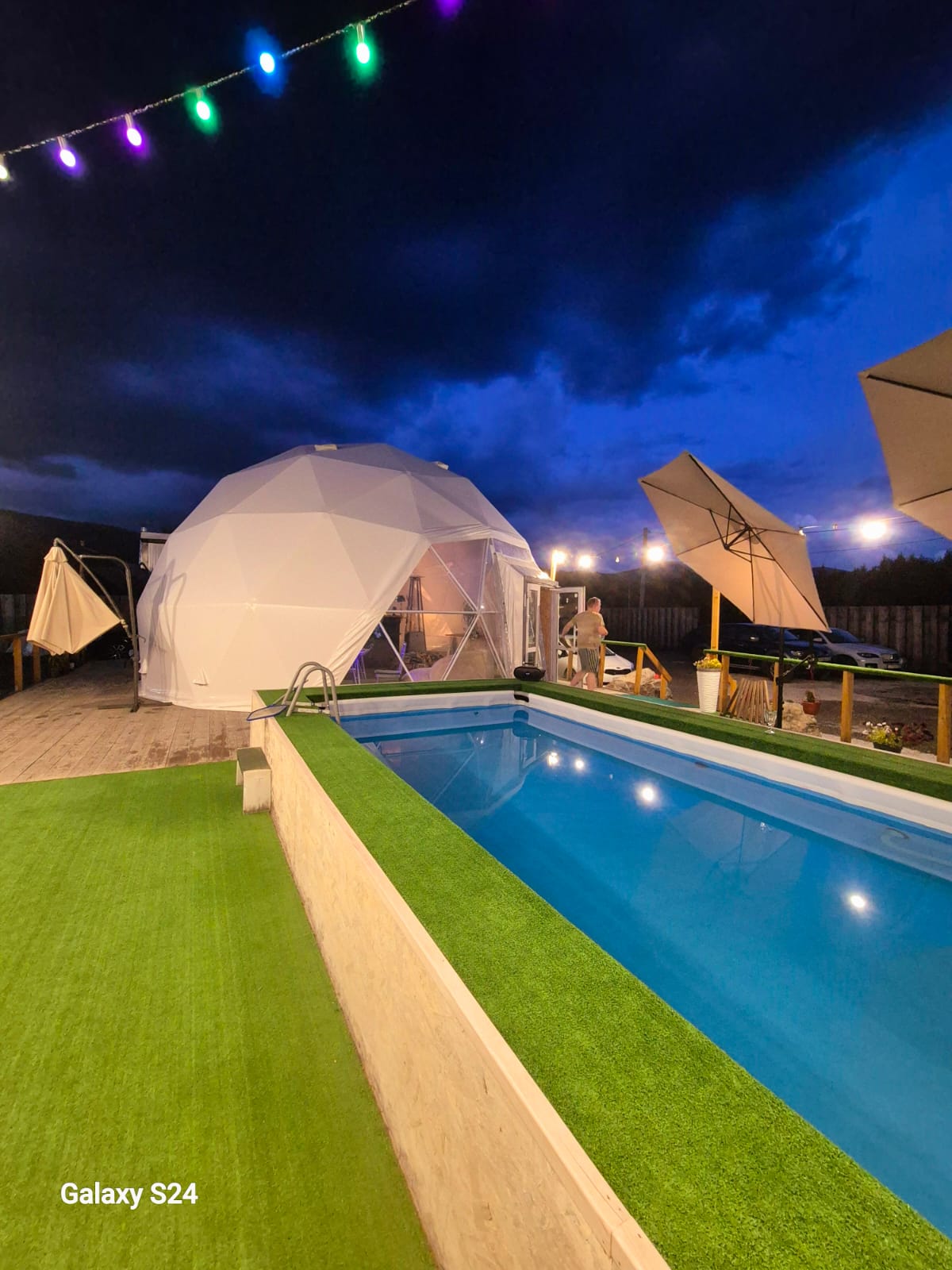 Фото Атмосфера