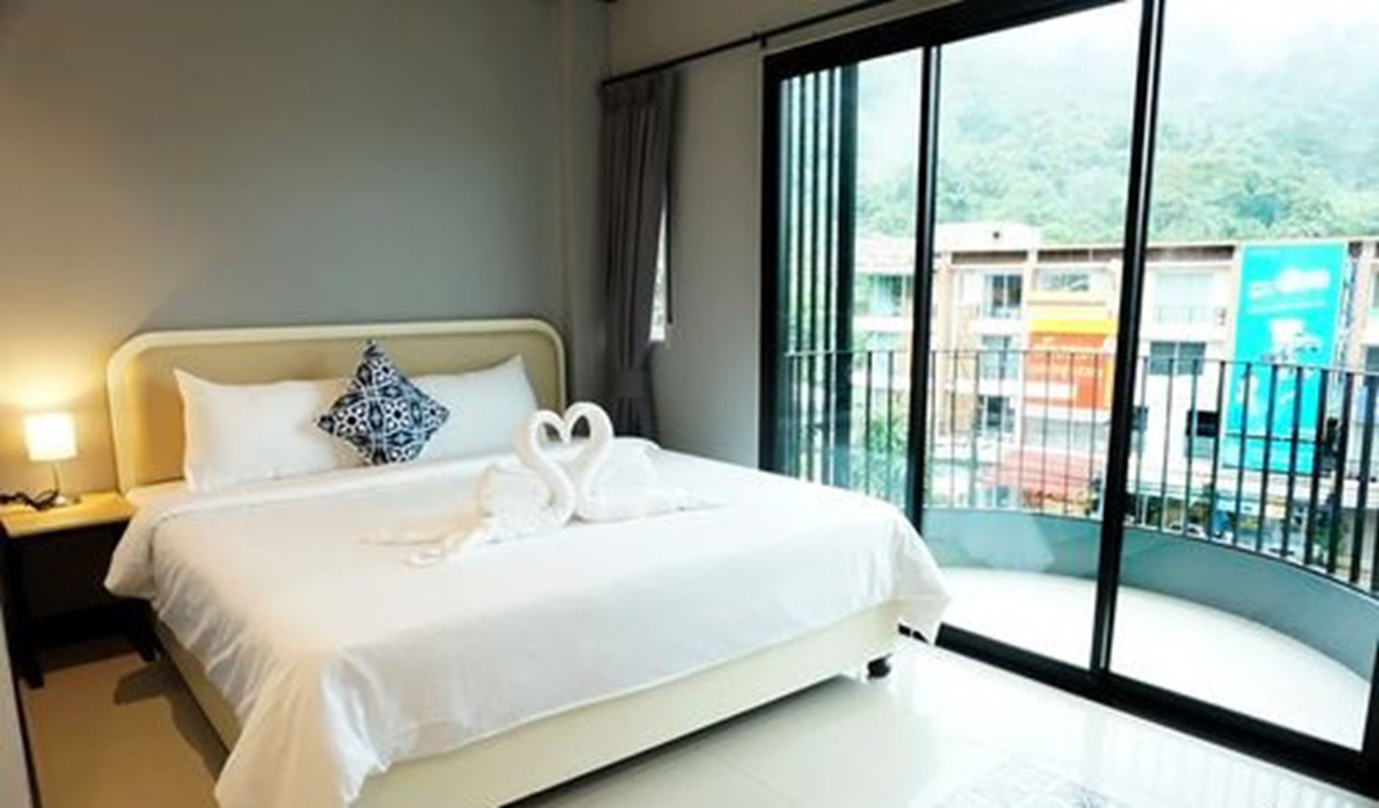 Фото The Moon Night AO nang Hotel