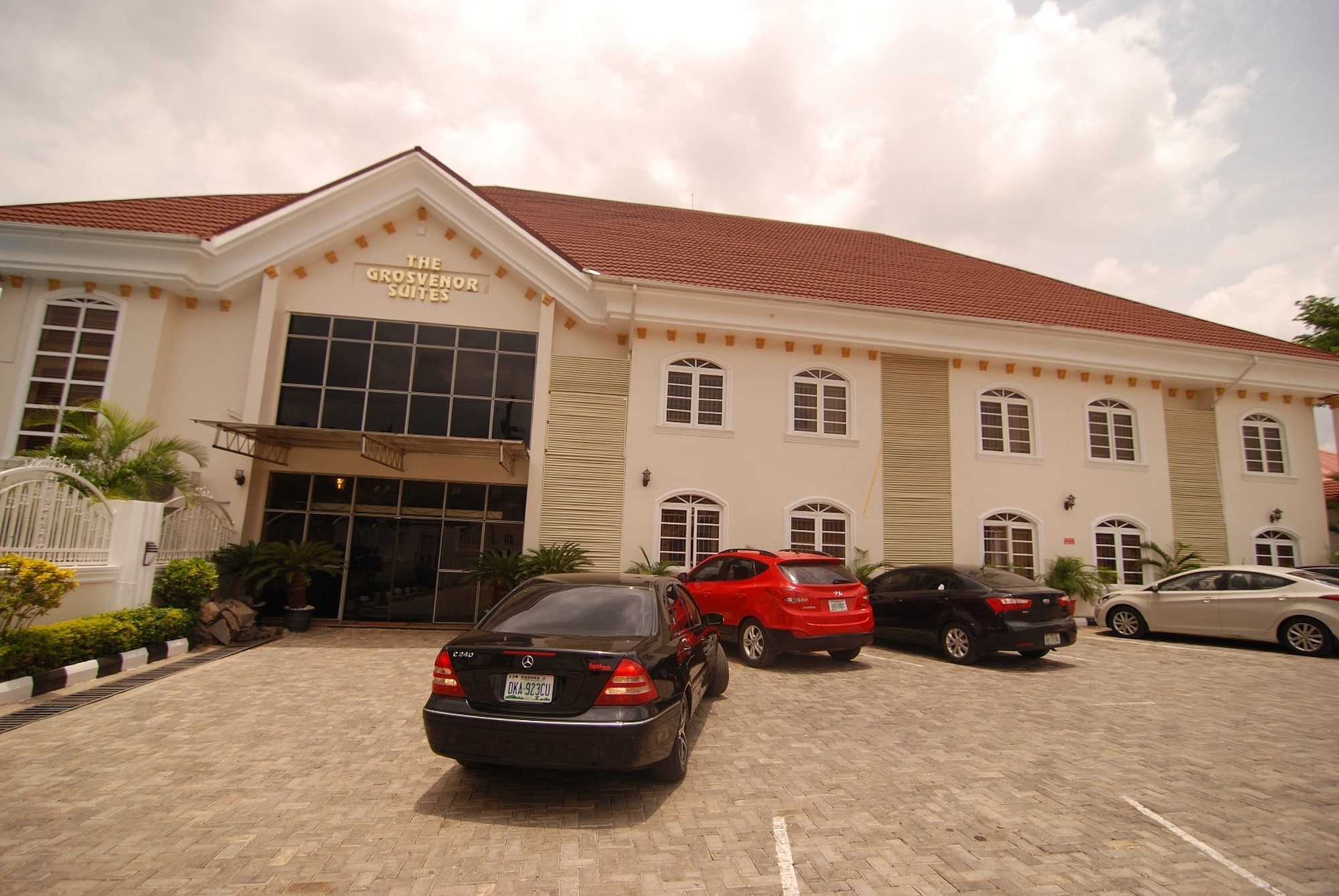 Фото The Grosvenor Suite