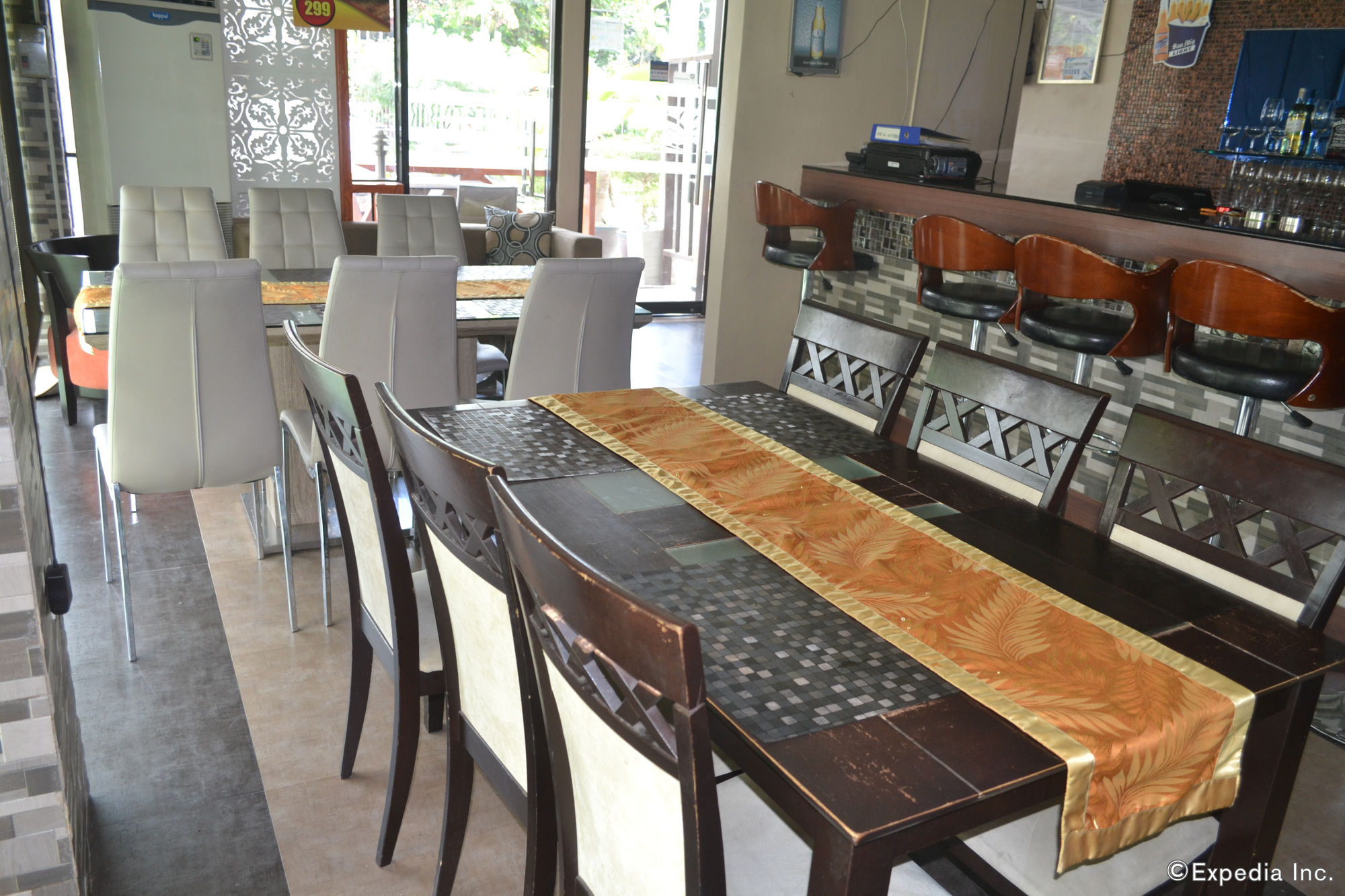 Фото Zanrock MicroHotel