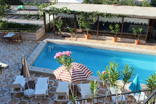 Гостиница Local Cave House Hotel в Гёреме