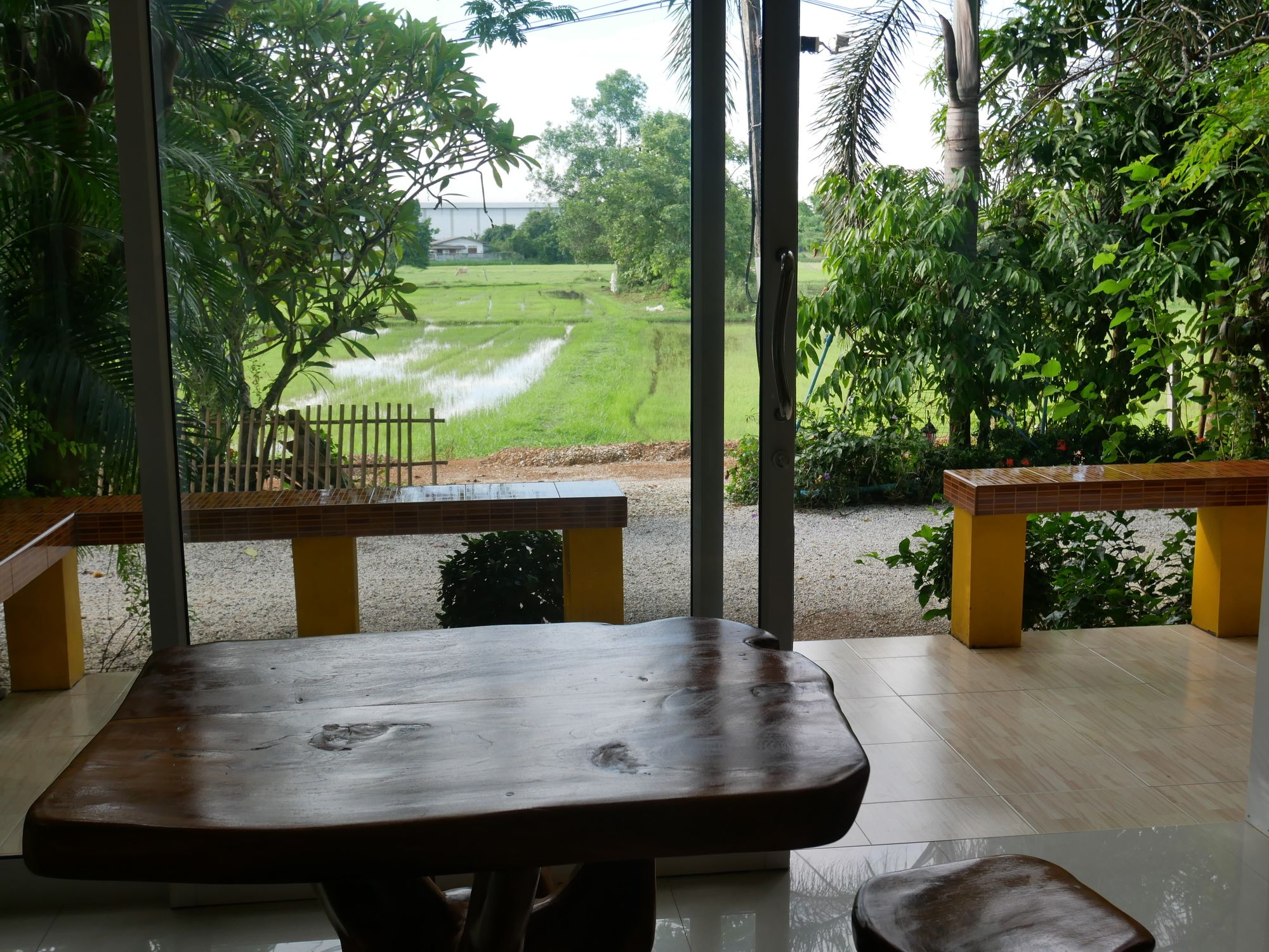 Фото Baan Suan Palm Resort