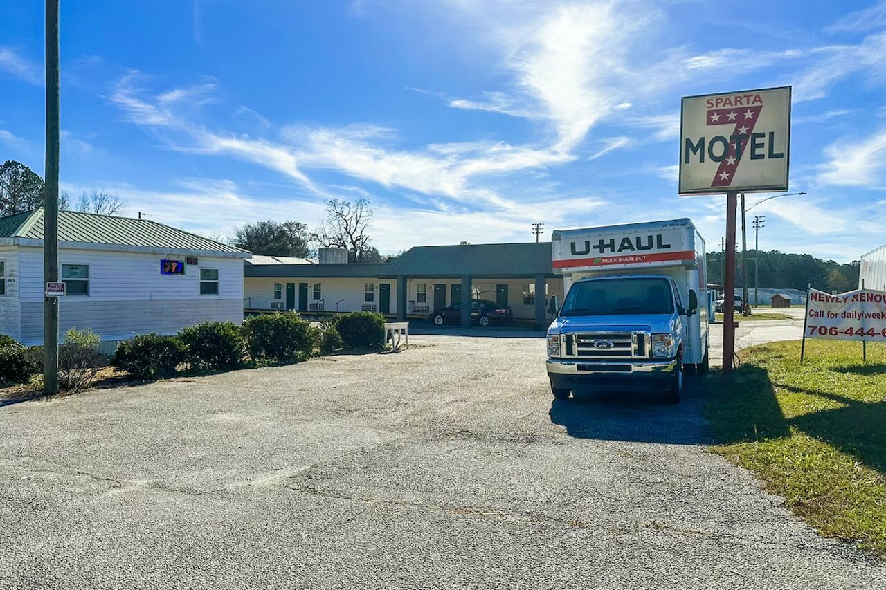 Фото Sparta Seven Motel by Oyo near Milledgeville