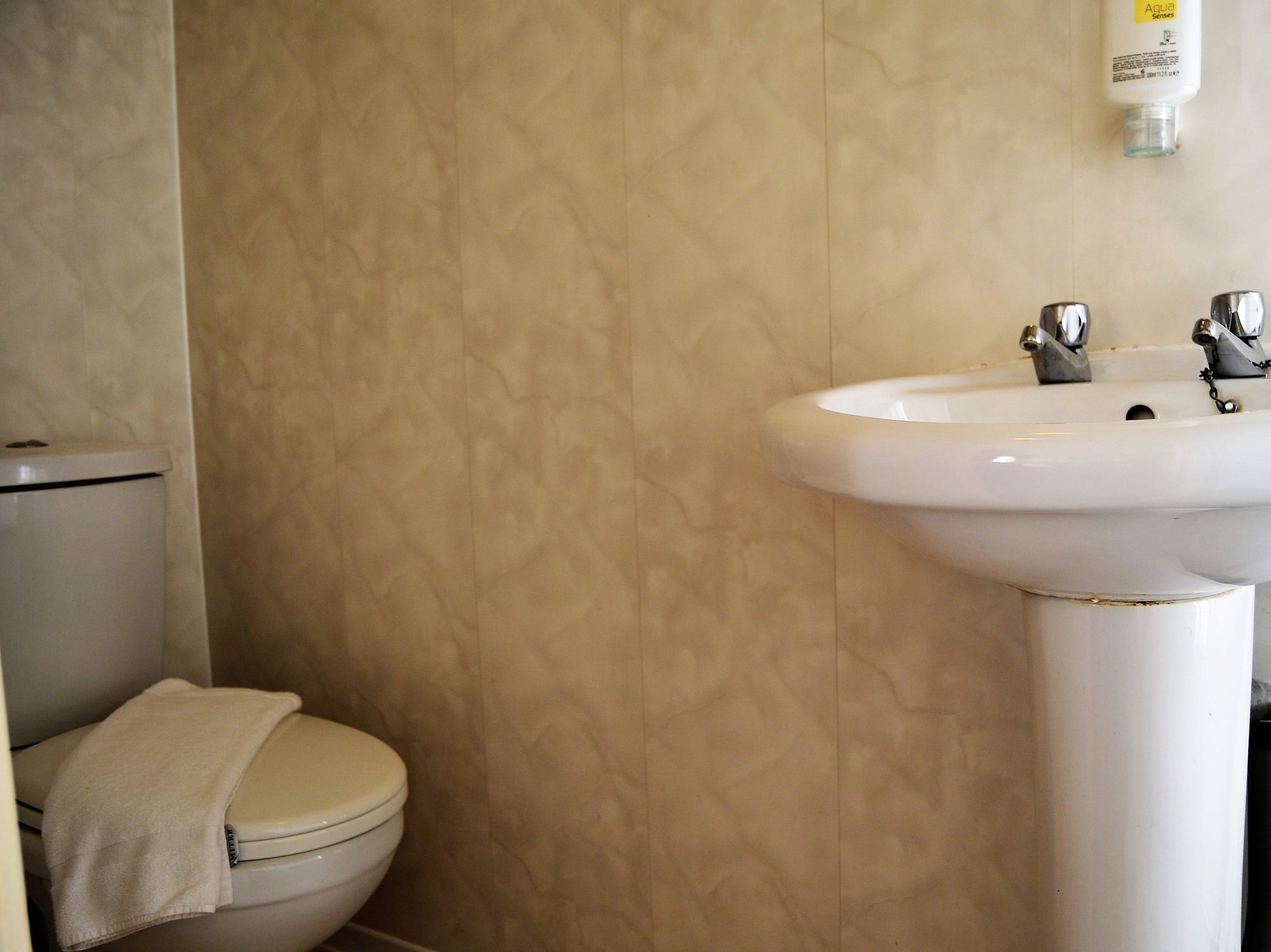 Фото The Oak Lea Hotel