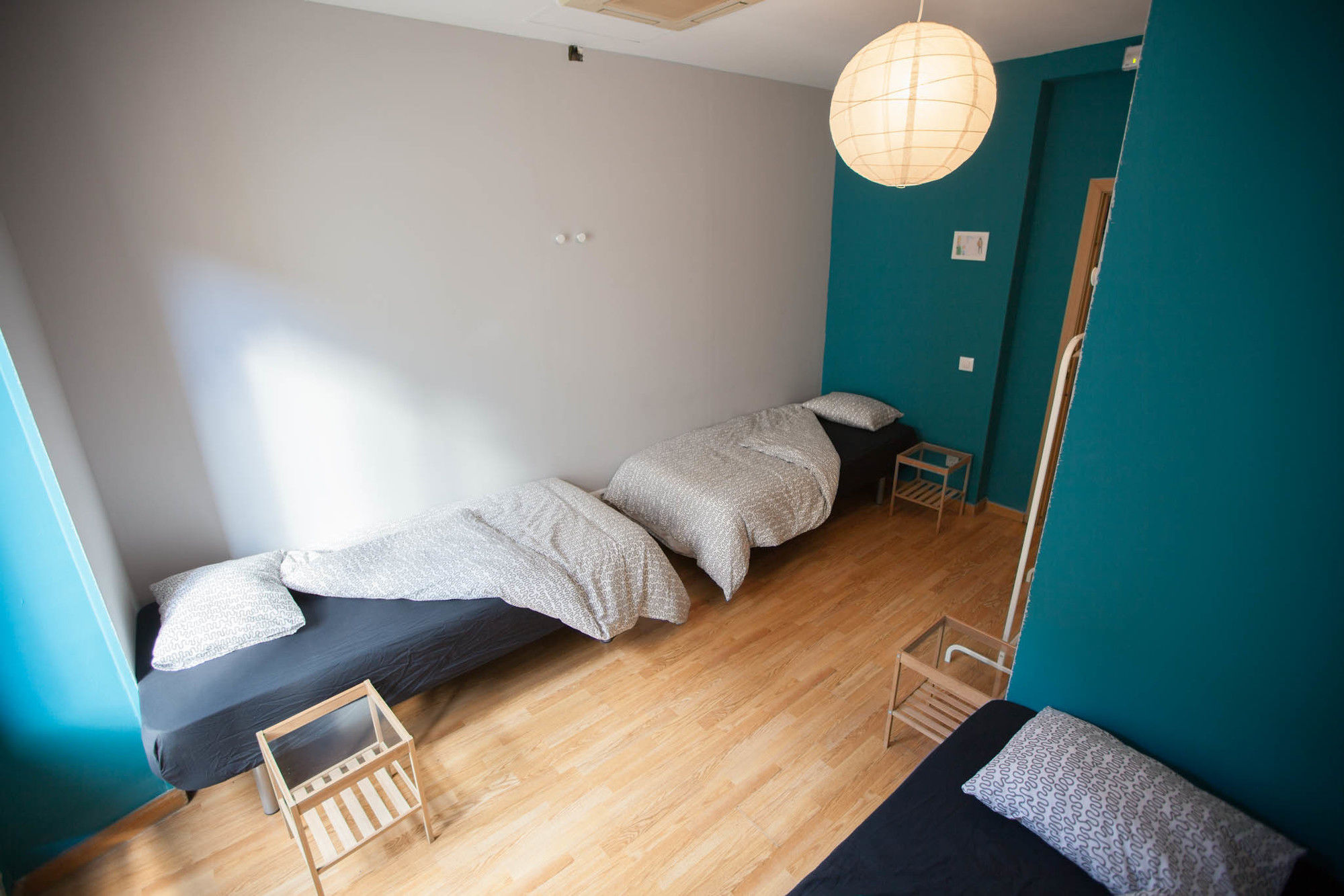 Фото Onefam Sungate Hostel Madrid