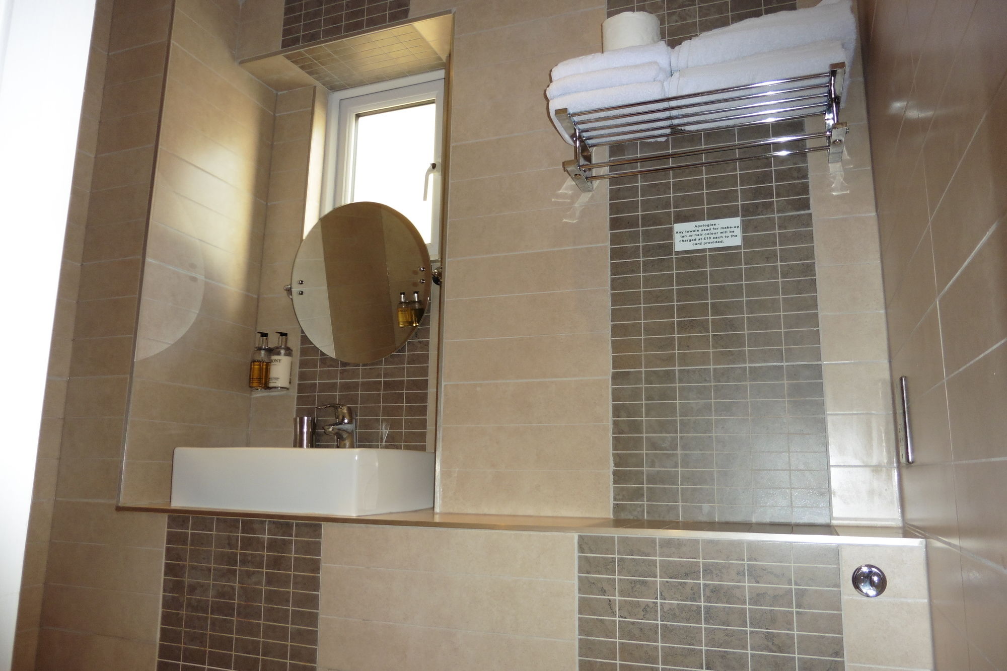 Фото Brighton Inn Boutique Guest Accommodation