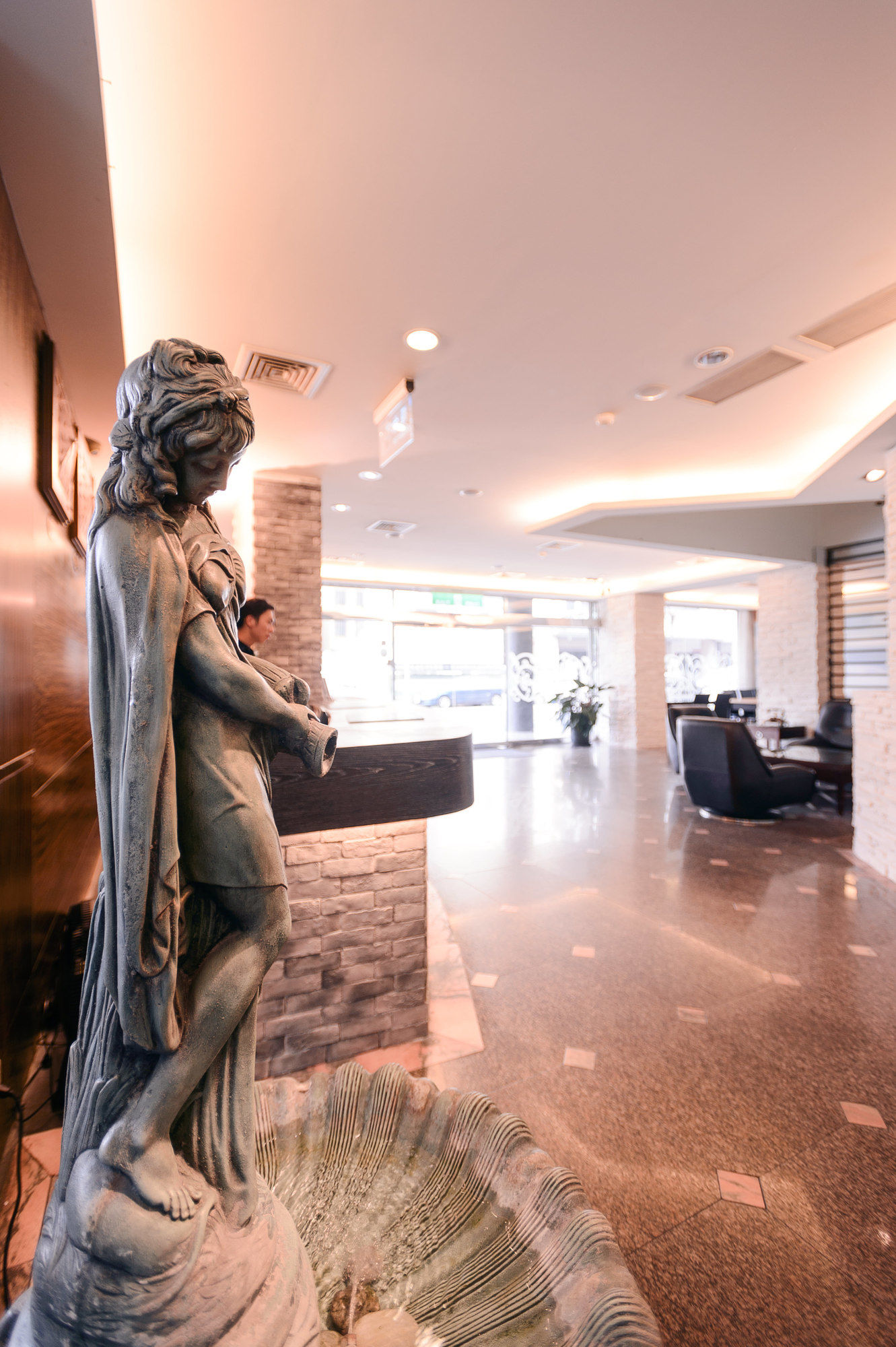 Фото Waugh Den Hotel