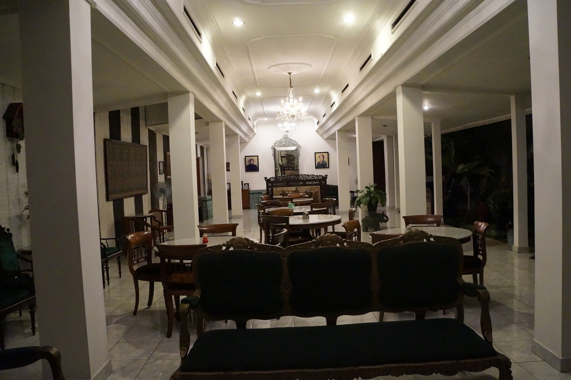 Фото Hotel Kirana