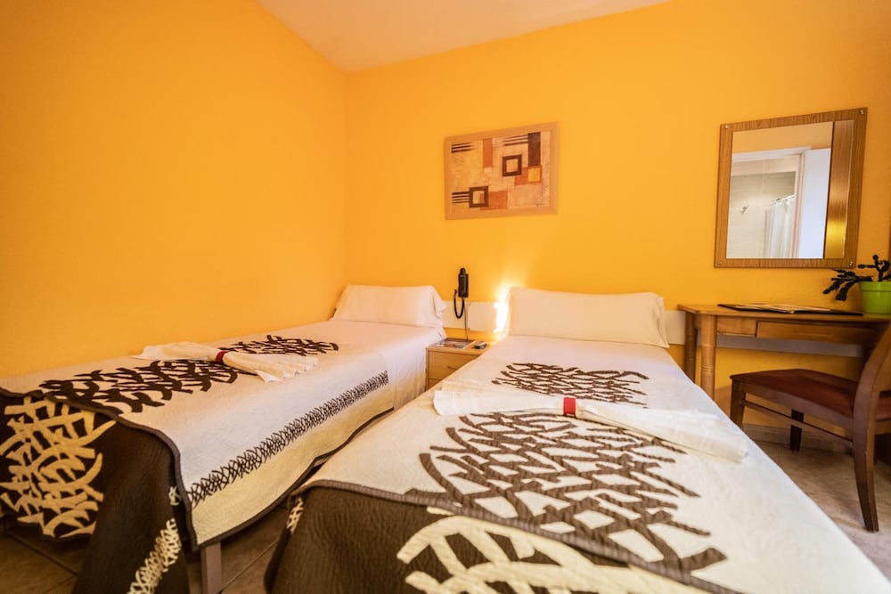 Фото Hotel Les Terres