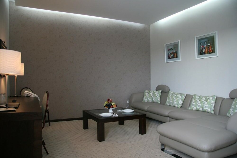 Фото Д'Плаза