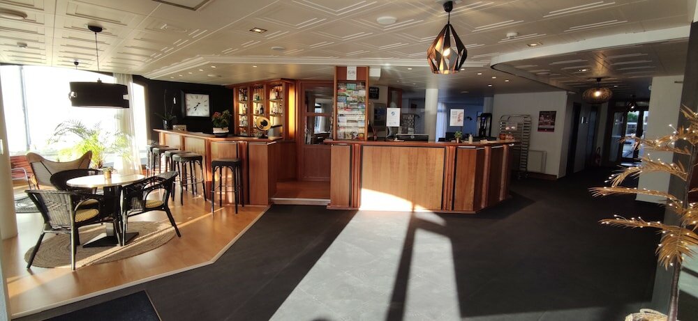 Фото Hôtel Le Valois, Cognac Centre