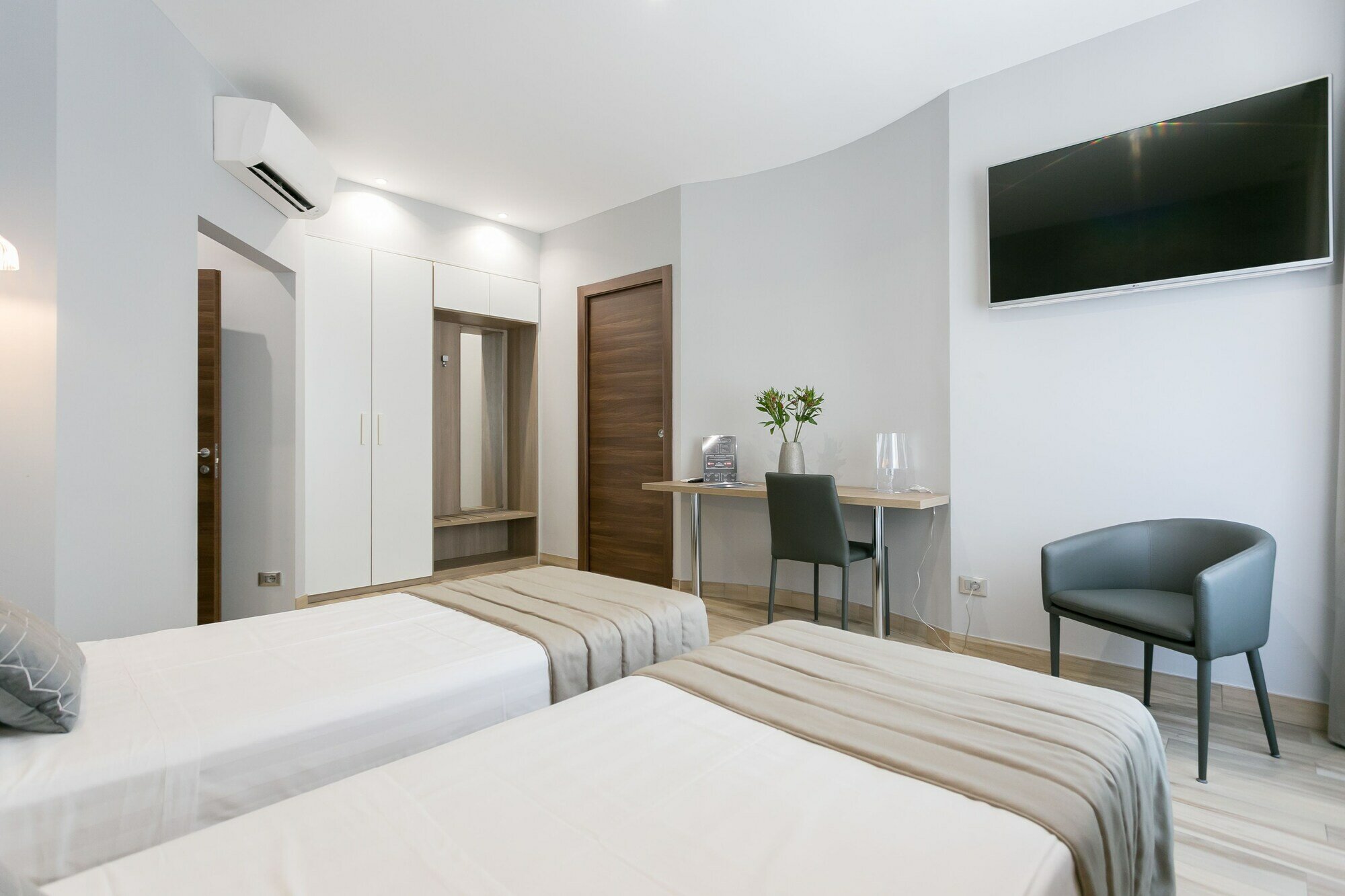 Фото ApartHotel Durini