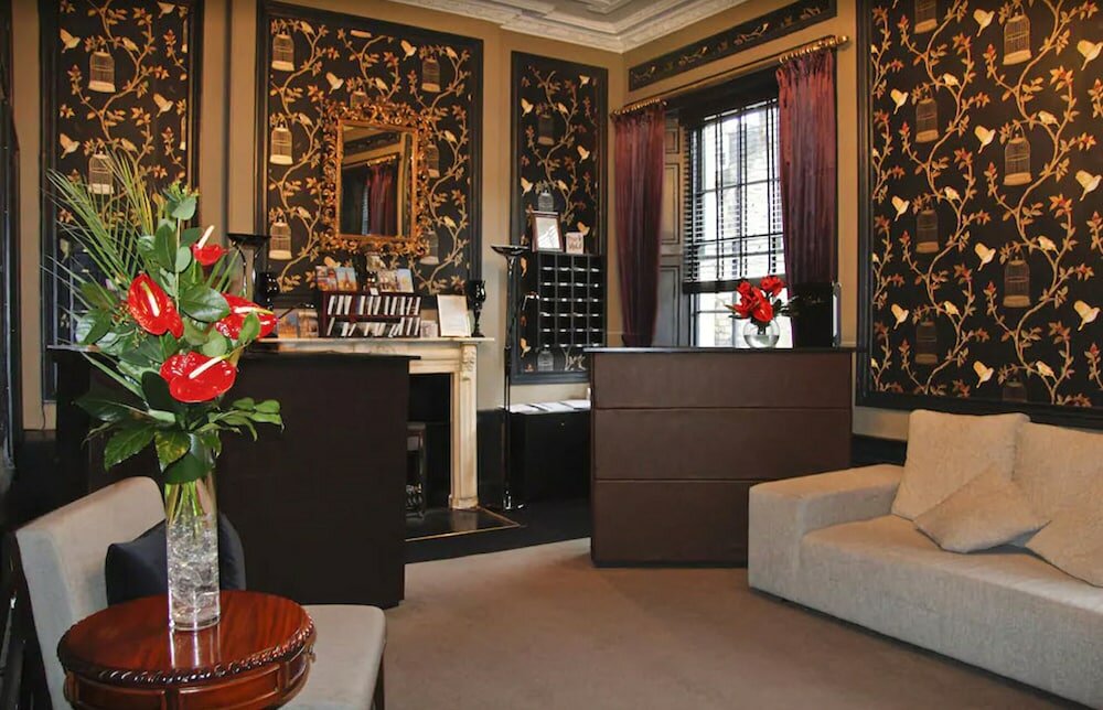 Фото Ballantrae Hotel