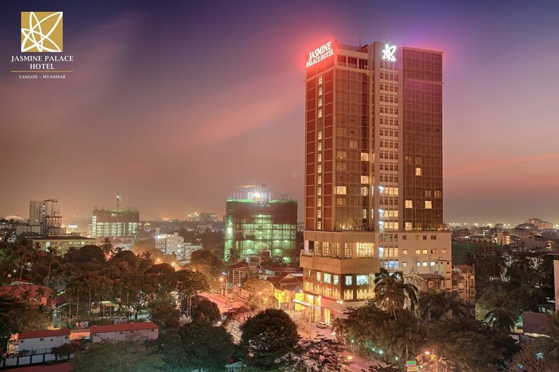 Гостиница Jasmine Palace Hotel в Янгоне