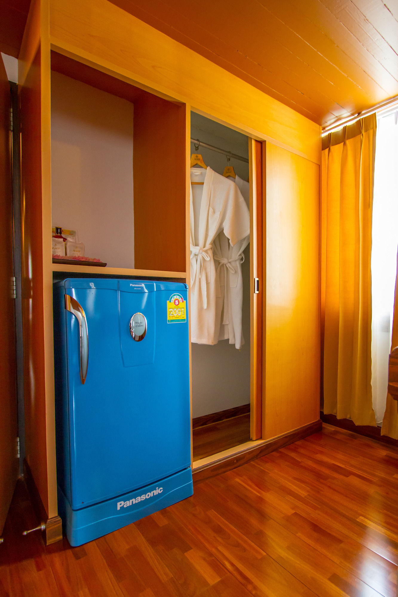 Фото Thong Tarin Hotel