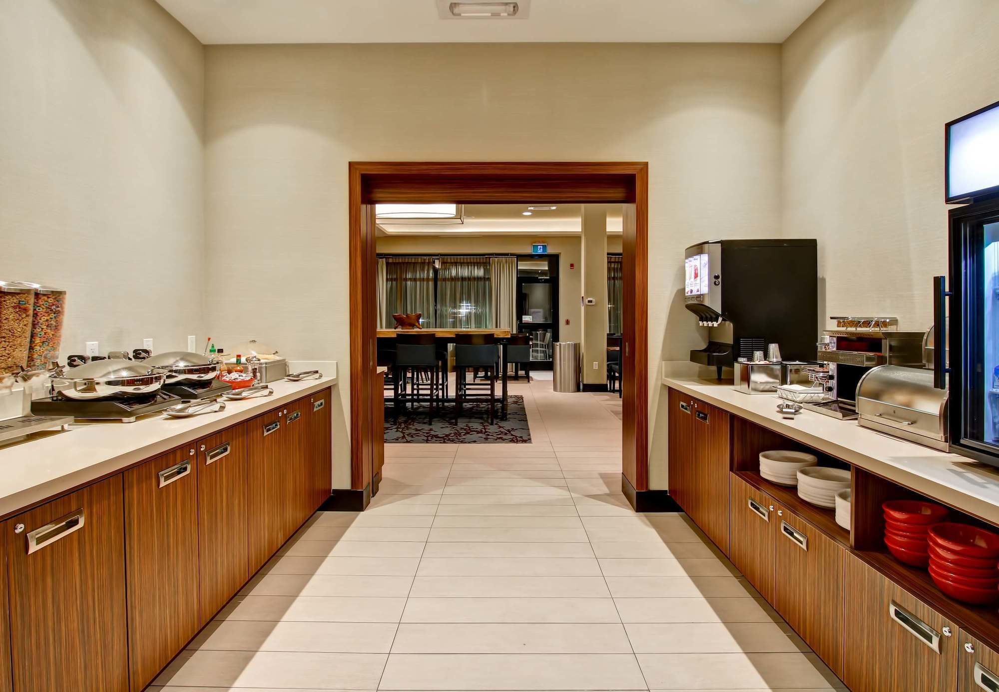 Фото TownePlace Suites by Marriott Kincardine