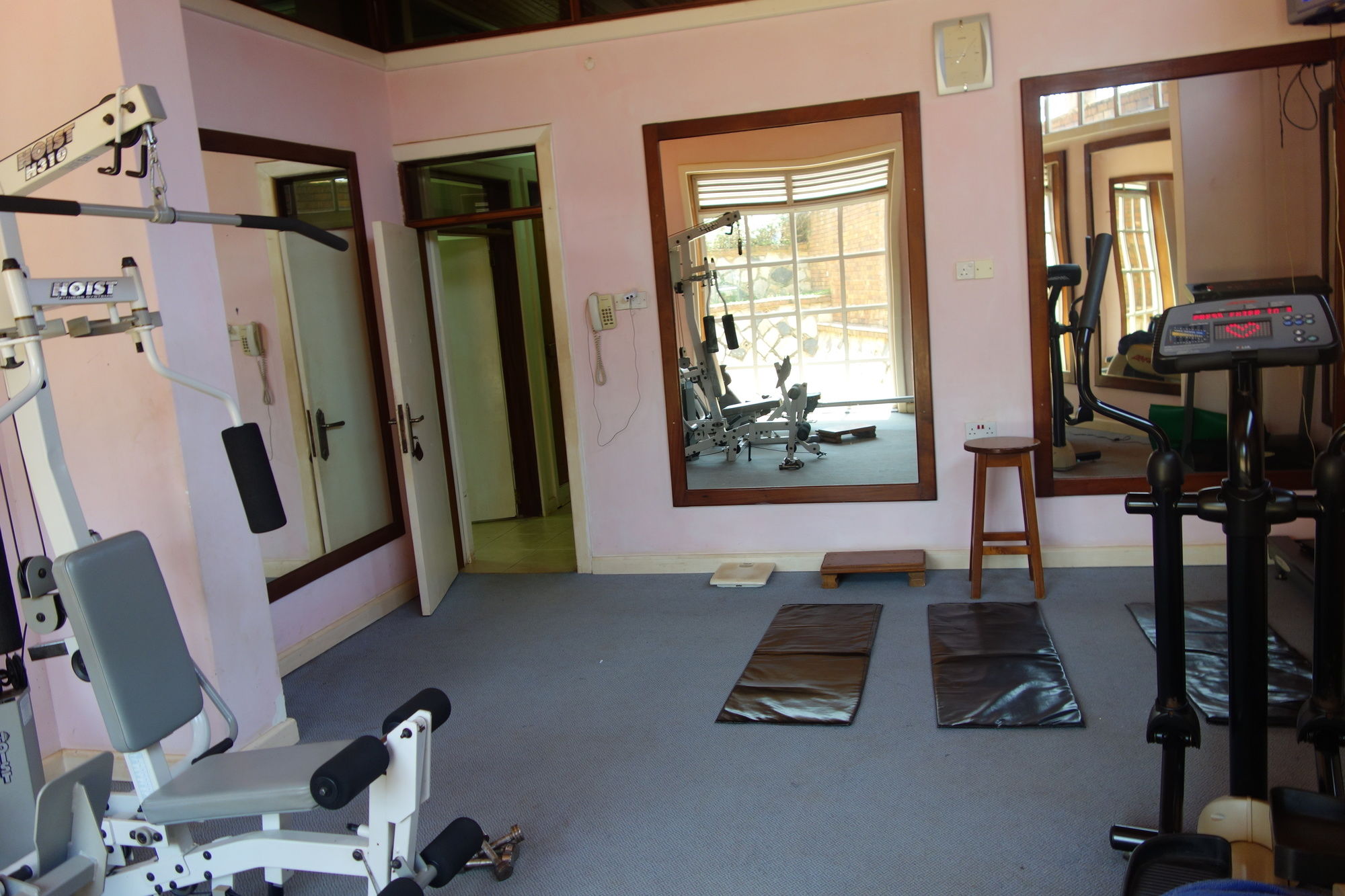 Фото Islet Hotel