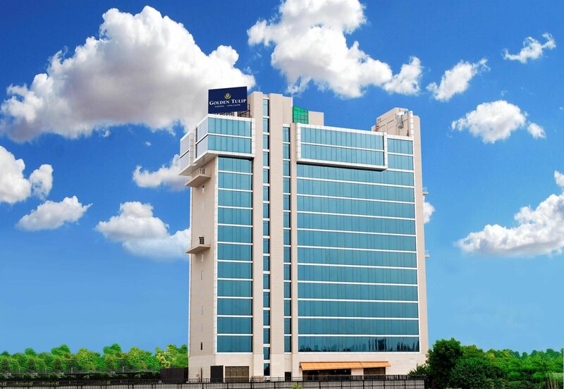 Гостиница Golden Tulip Suites Gurgaon