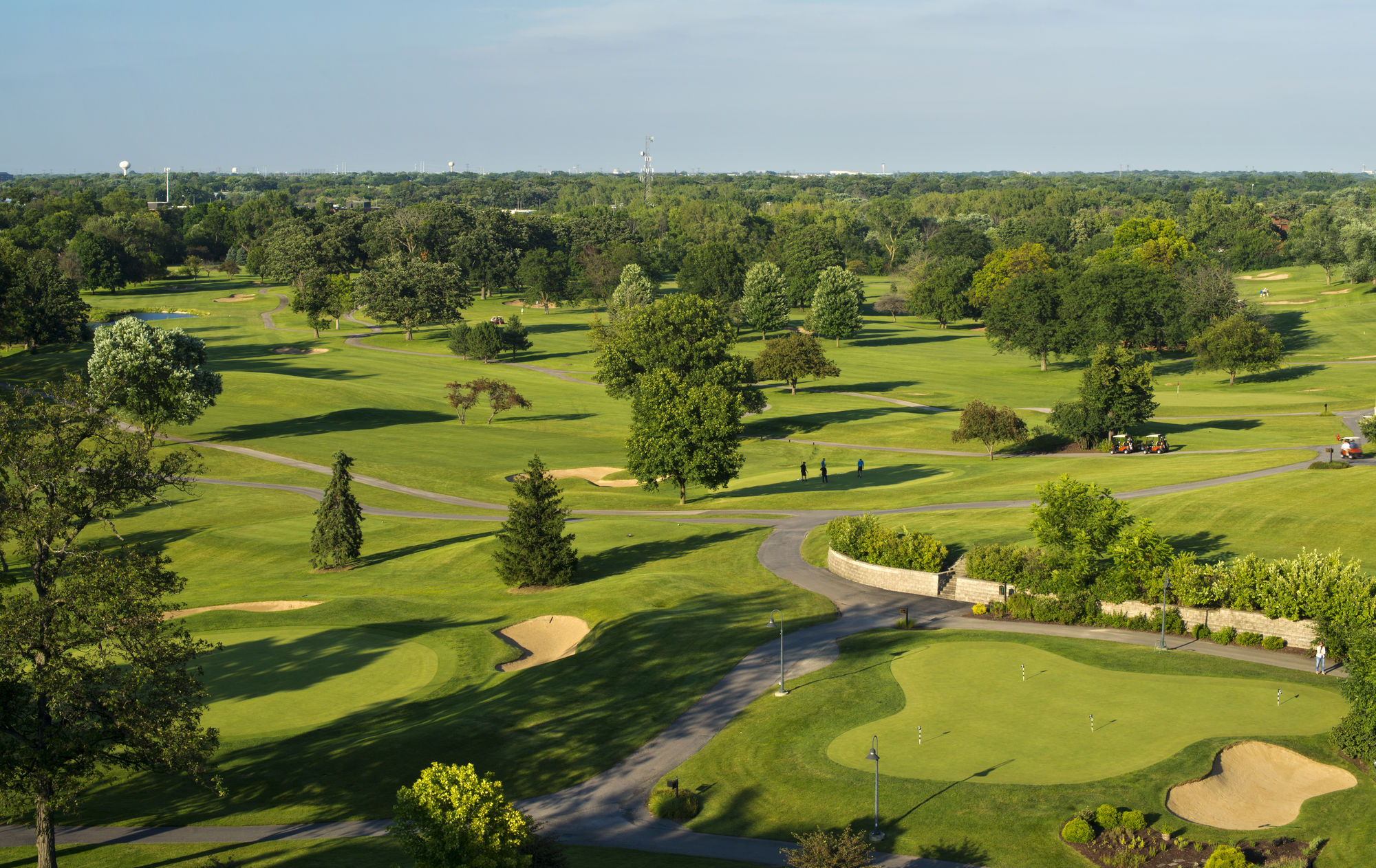 Фото Eaglewood Resort and SPA