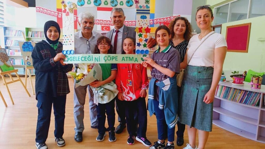 School Afyonkarahisar Abdurrahim Misri Middle School, Afyonkarahisar, photo