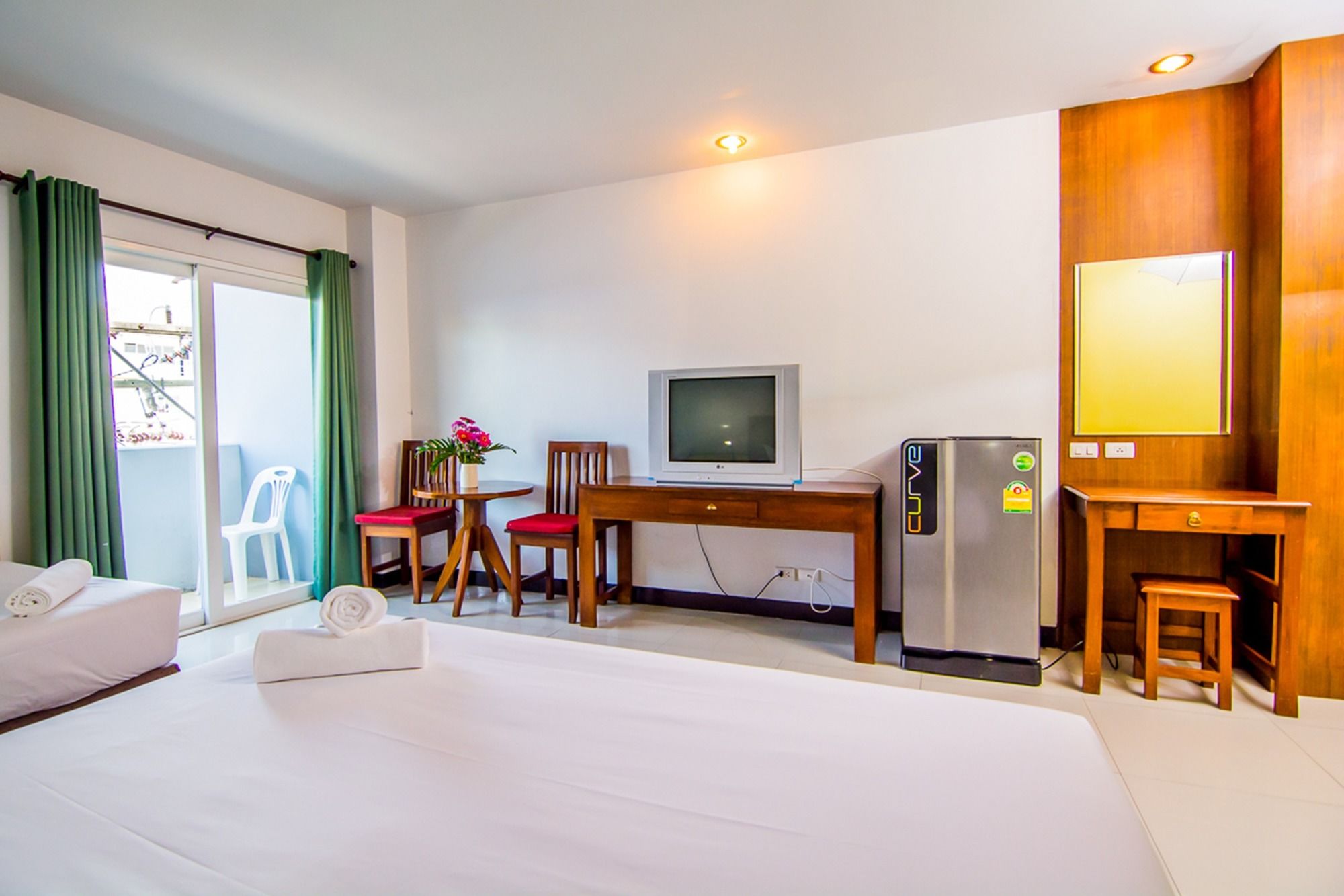 Фото Sutus Court 1