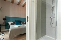 Фото Weflating Suites Sant Antoni Market