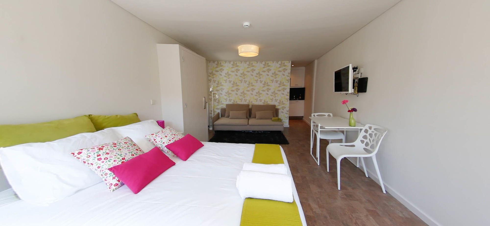 Фото Ribeira Cinema Apartments