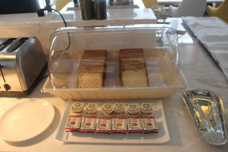 Фото Atour Hotel Golden Beach Yantai